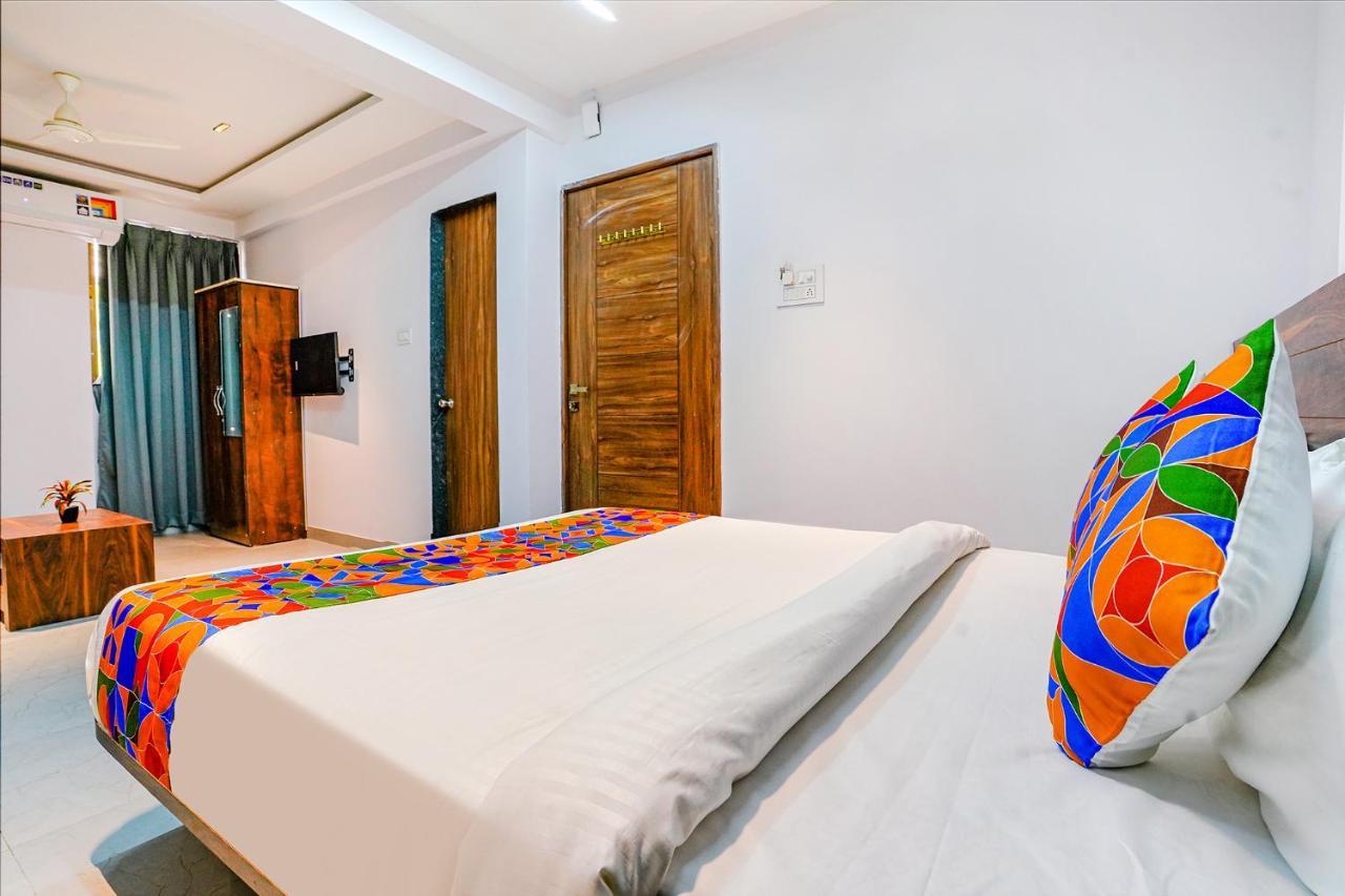 Fabhotel Crystal Inn - Nr Suvarndeep Chowk Pimpri-Chinchwad Exterior photo